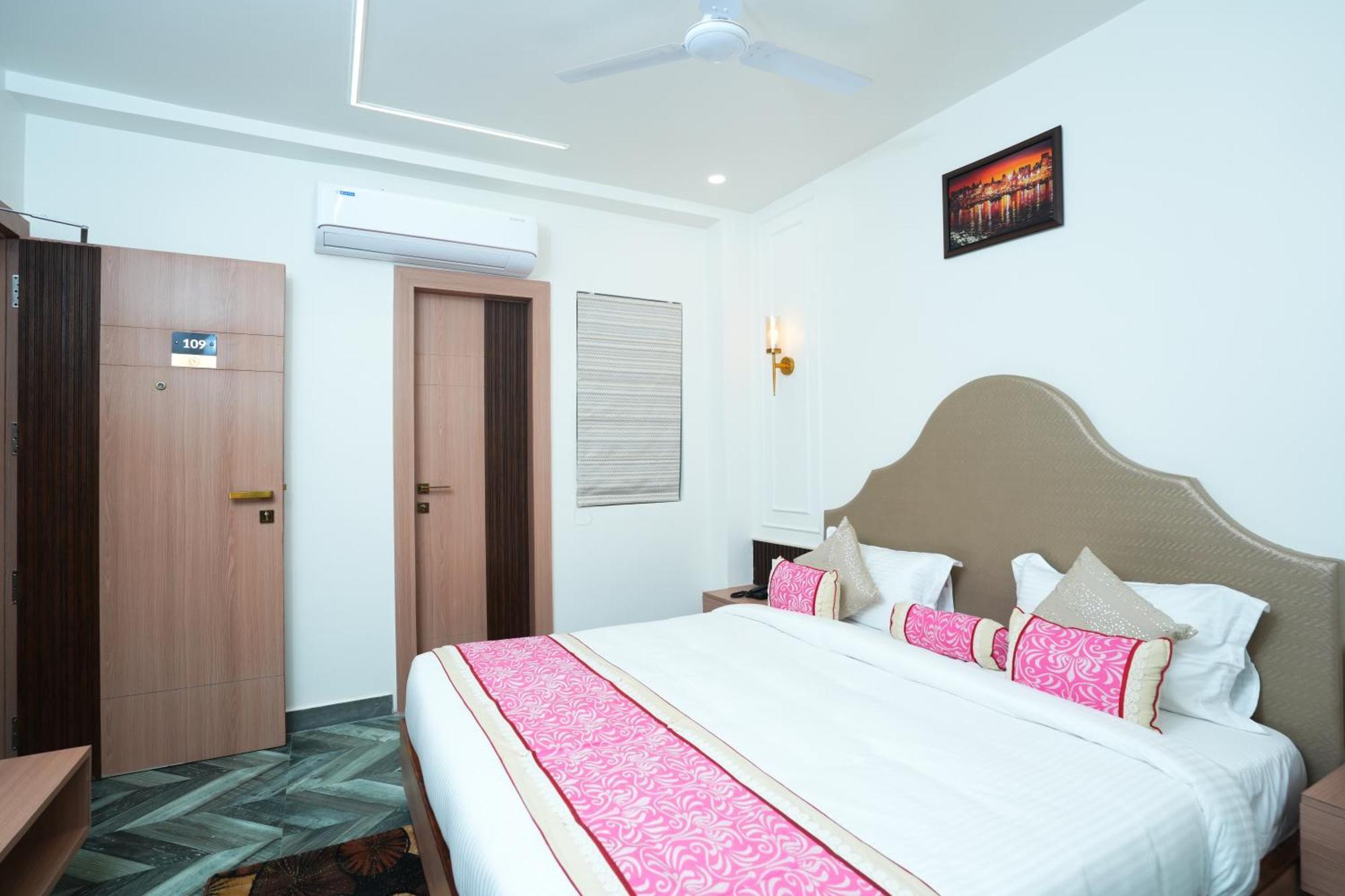 Anaya Retreat Otel Varanasi Dış mekan fotoğraf