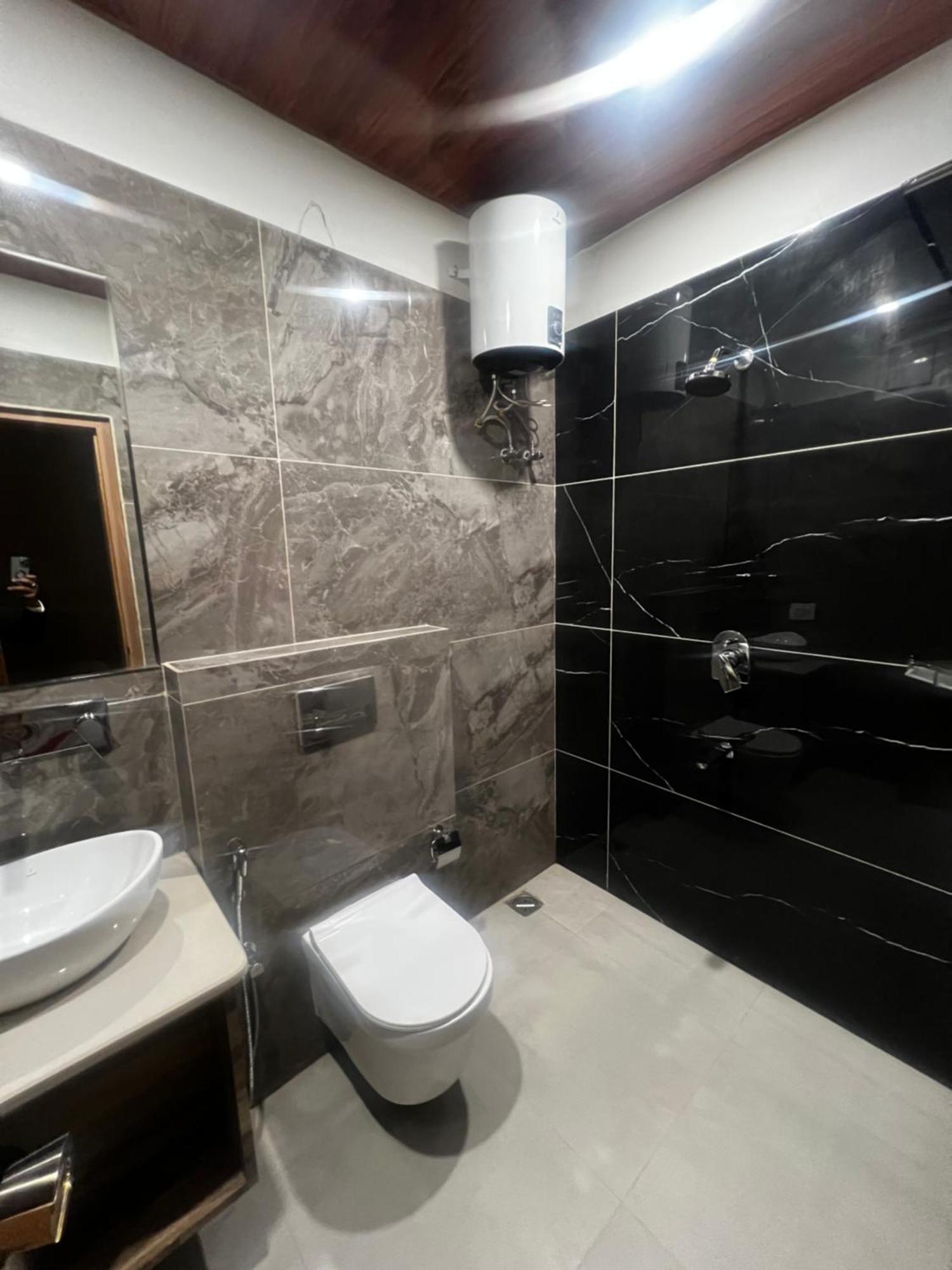 Anaya Retreat Otel Varanasi Dış mekan fotoğraf